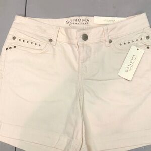NWT women’s shorts - light yellow
